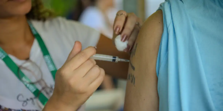 Especialista alerta para risco do retorno do sarampo no Brasil