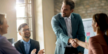 O que você precisa entender para construir relacionamentos fortes – por Cecília Lima