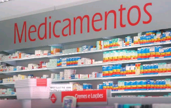 Entidades médicas criticam permissão para farmacêutico prescrever medicamento
