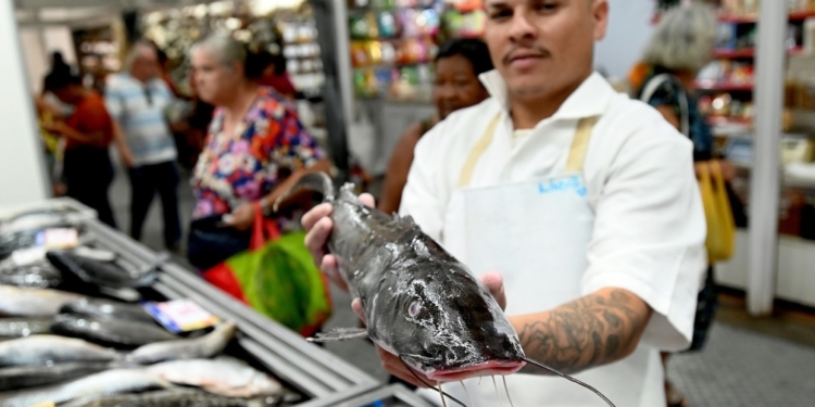 Mercadão projeta aumento de até 30% na venda de peixes na Páscoa