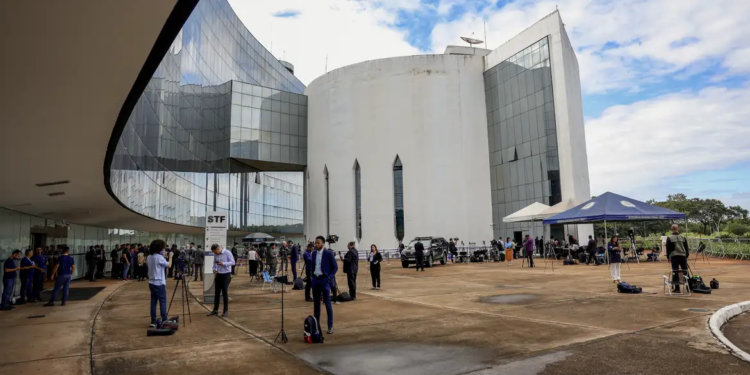 STF decide nesta quarta se Bolsonaro e aliados viram réus por trama golpista