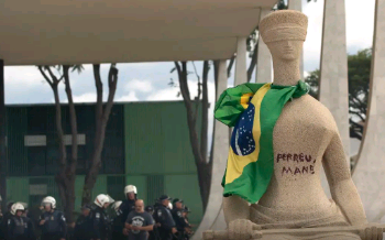 Mulher que pichou ‘Perdeu, mané’ pede perdão em depoimento ao STF