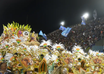 Beija-flor conquista o 15º título do carnaval do Rio
