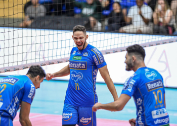 Vôlei Renata faz jogo decisivo pela Superliga neste domingo em Joinville