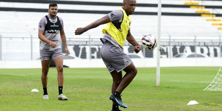 Ponte Preta se prepara para jogo em Aracaju com retrospecto a seu favor
