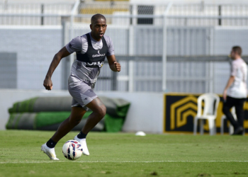 Ponte Preta defende invencibilidade na Série C diante do Confiança