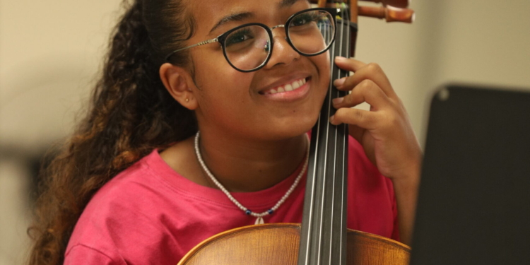 Anelo tem programação em maio para celebrar aniversário de 25 anos