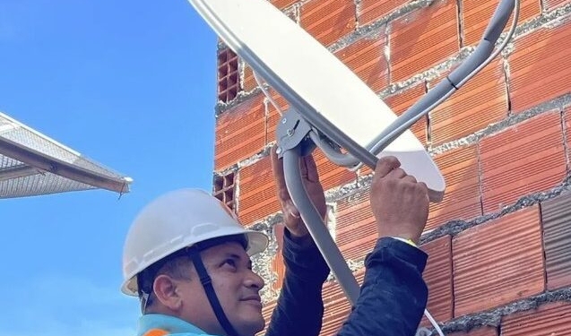 Beneficiários do CadÚnico podem pedir gratuitamente nova parabólica digital