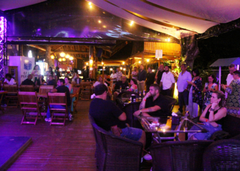 Coquetel marca início do 2º Festival Folha Sabores da Praia em Ilhabela