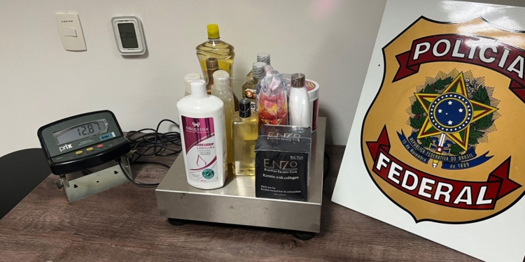 Polícia Federal prende homem com cocaína liquida em Viracopos