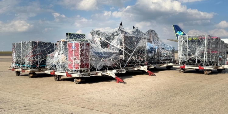 Viracopos recebe 70 toneladas de equipamentos para o show de Lady Gaga