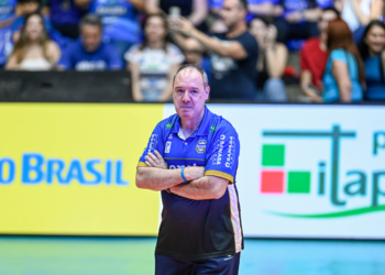 Vôlei Renata inicia contra Suzano disputa por vaga na decisão da Superliga Masculina