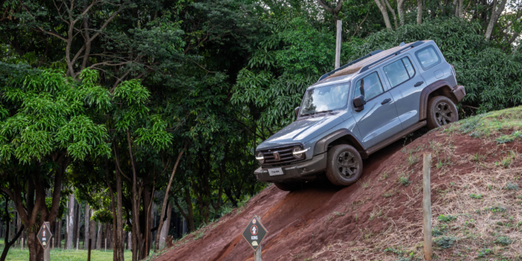 Conheça em detalhes o GWM Tank 300: para encarar a lama sem perder o luxo