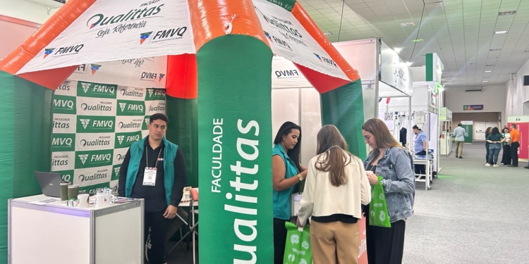 Feira SuperPet: Faculdade Qualittas participa do Congresso Vet em Foco 2025
