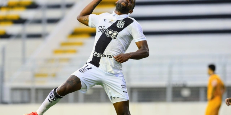 Toró decide e Ponte Preta conquista 1ª vitória na Série C