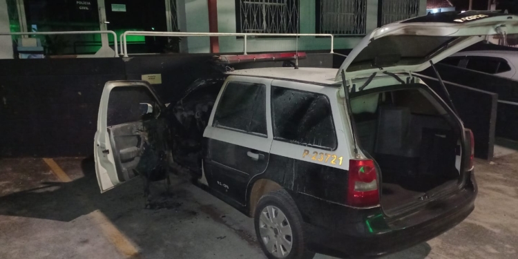 Homem é preso após incendiar viatura da Polícia Civil em Indaiatuba