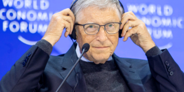 Bill Gates alerta: cortar é perder – por Luis Norberto Pascoal