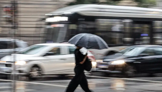 Feriadão tem previsão de chuva em grande parte do Brasil