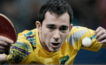 Hugo Calderano bate número 3 e vai à semi em etapa da Copa do Mundo