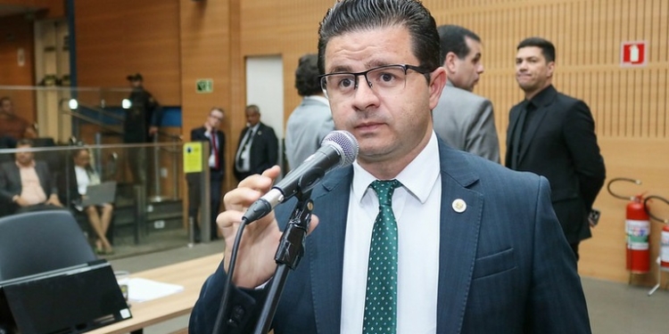 Vereador apresenta PL para isentar igrejas e templos de Campinas da taxa de lixo