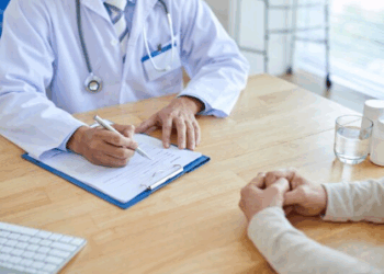 O uso de terapias sem evidências científicas na prática médica – por Carmino de Souza e Clarissa Vasconcellos de Souza