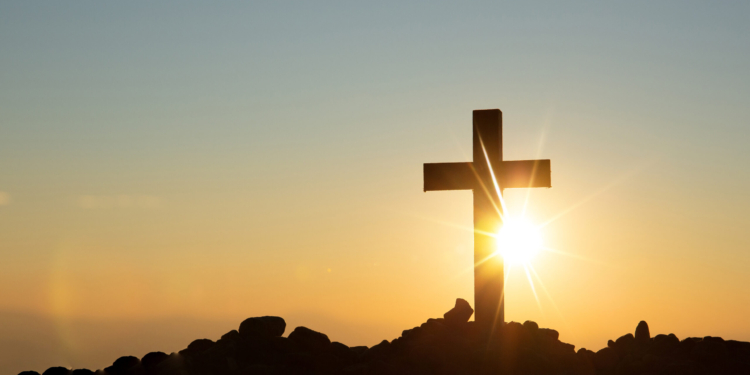 Artigo – Páscoa: muito além dos ovos de chocolate – por Padre Alex Nogueira