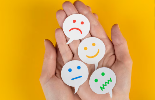 Pesquisa aponta que 45% das pessoas estão preocupadas com saúde mental no mundo