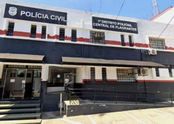 Briga em pensão termina com um idoso morto a facadas no Centro