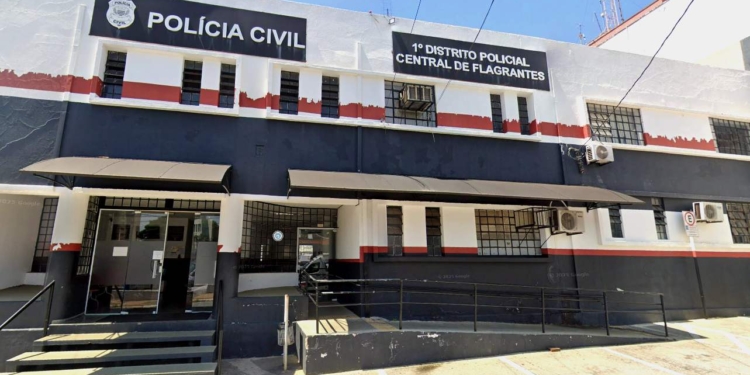 Briga em pensão termina com um idoso morto a facadas no Centro