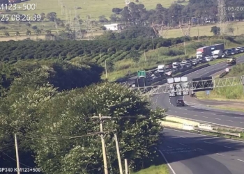 Três ciclistas são atropelados na SP-340 em Campinas; um está em estado grave