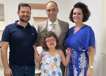 Encontro reúne especialistas da saúde e famílias de crianças com doença rara craniofacial