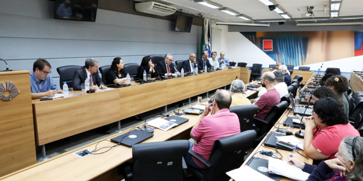 Conselho mantém proposta de reajuste salarial nas universidades estaduais