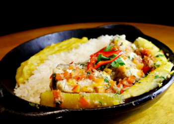 Restaurantes resgatam pratos típicos caiçaras para público no 2º Festival Folha Sabores da Praia