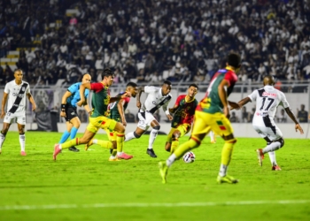 Ponte Preta perde a invencibilidade com goleada amarga no Majestoso