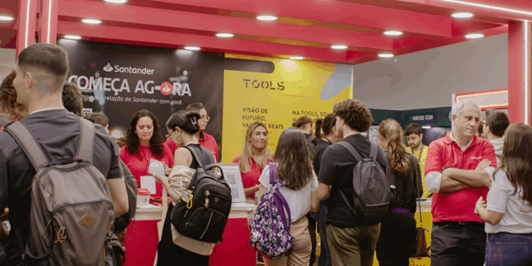 USP realiza feira de recrutamento com oportunidades de estágio e trainee