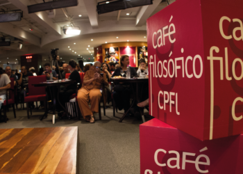 Novo módulo do Café Filosófico propõe reflexão sobre o impacto das redes sociais