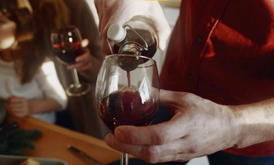 Consumo de álcool está associado a lesões cerebrais ligadas à demência, mostram análises