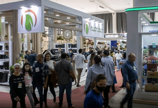 Capacitação e inovação marcam 30ª Hortitec: painéis, palestras e Dia de Campo