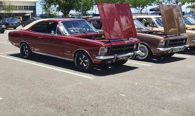 Vila Destro promove 1º Encontro de Carros e Motos Antigos