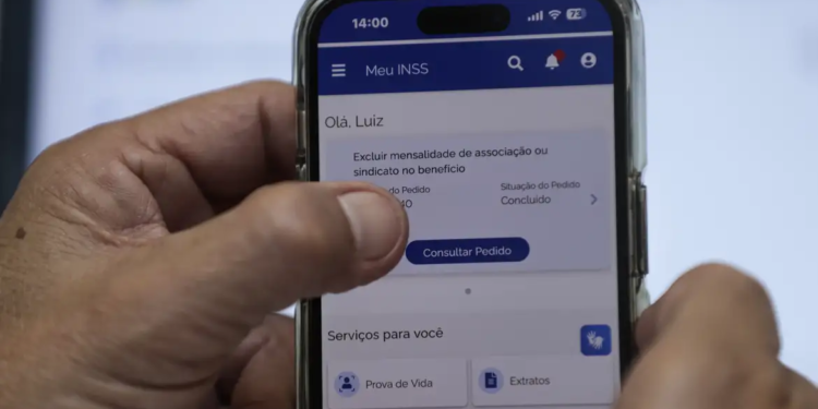 INSS: saiba como consultar notificação sobre descontos ilegais