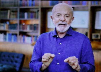 Lula defende debate sobre fim da escala 6×1 e aborda fraude no INSS