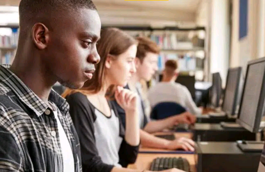 Qualifica SP abre inscrições para mais de mil vagas em cursos de tecnologia gratuitos