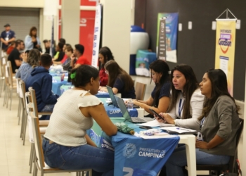 Feirão de emprego nesta sexta na Faculdade Anhanguera prevê oferta de mil vagas