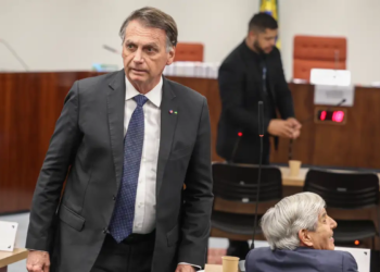 Bolsonaro nega ter cogitado plano de golpe de Estado