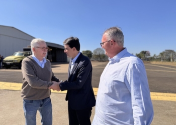Prefeito de Americana e ministro assinam ordem de serviço para obras no Aeroporto Municipal