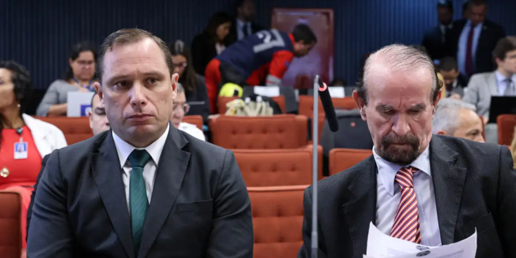 Cid confirma que Bolsonaro pediu monitoramento de Alexandre de Moraes