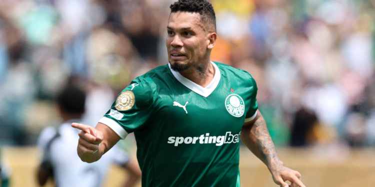 Palmeiras elimina Botafogo e avança na Copa do Mundo de Clubes