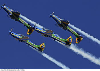 Esquadrilha da Fumaça faz apresentação gratuita em Valinhos neste domingo