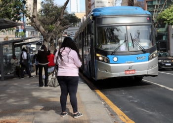 Linhas 117, 125 e 190 circular com novos horários a partir desta sexta