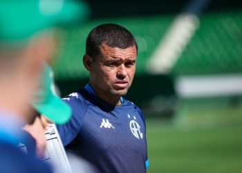 Guarani anuncia mais um reforço para a Copa Paulista e prepara time B